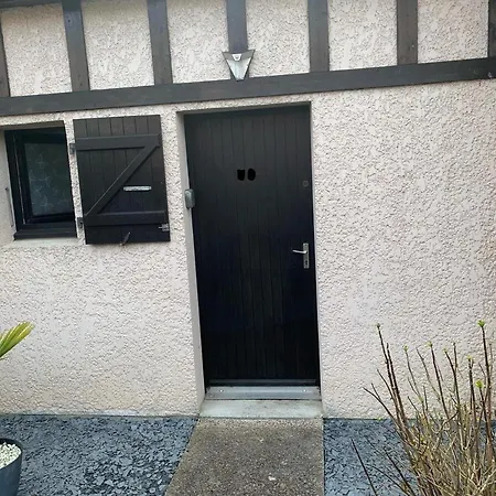 Holiday home Cosy Avec Jardin, Piscine Et Parking