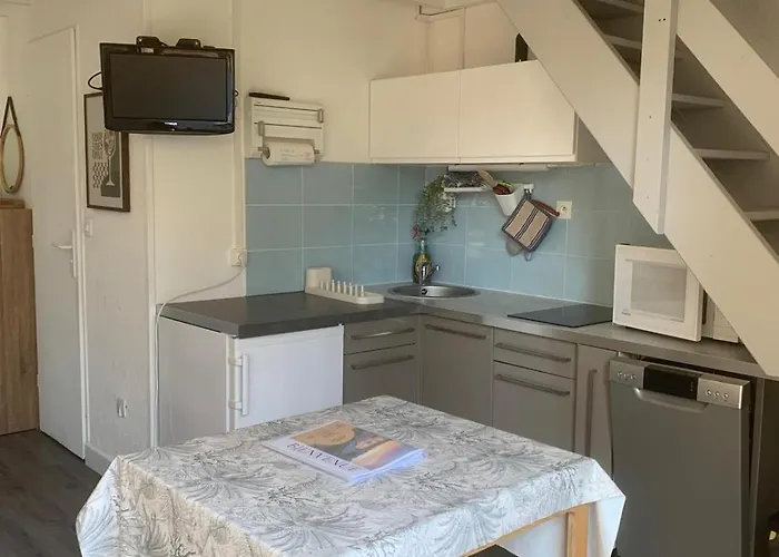 Cosy Avec Jardin, Piscine Et Parking *