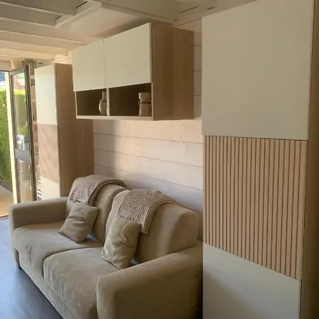Dom wakacyjny Cosy Avec Jardin, Piscine Et Parking Cabourg