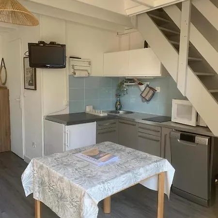 Dom wakacyjny Cosy Avec Jardin, Piscine Et Parking